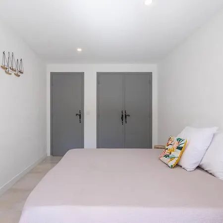 Apartment Beau 40m2, Proche Du Centre Saint-Raphael (Var)